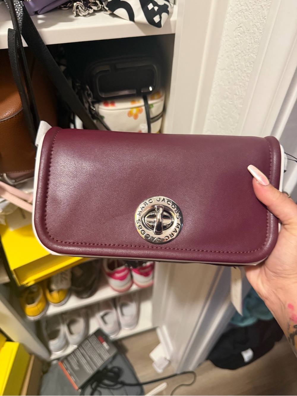 Marc Jacobs Burgundy turn lock Leather Crossbody Bag